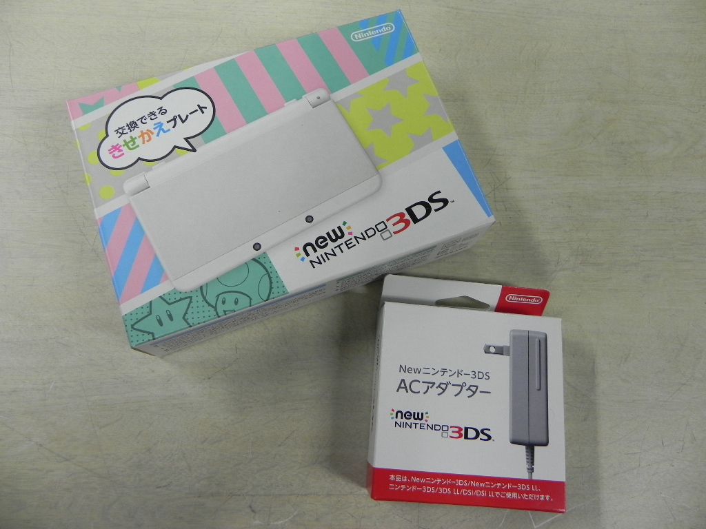 新品未使用 New ニンテンドー3DS 本体 アダプタセットで15800円！