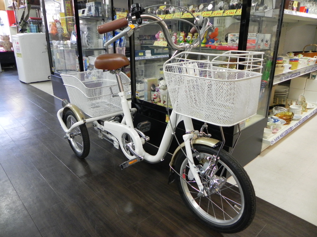 新品 三輪自転車 SWING CHARLIE 16インチ 29,800円