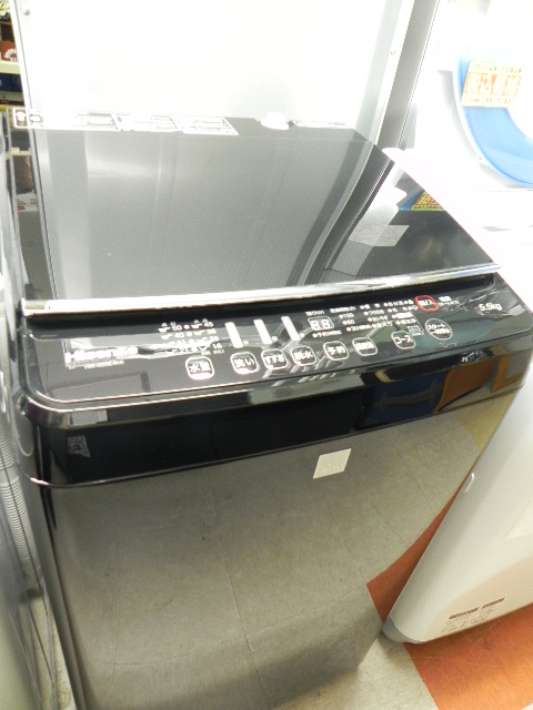 とってもオシャレな洗濯機 Hisense HW-G55E4KK
